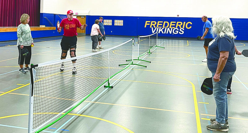 Indoor beginner class helps to kick off the season for pickleball ...