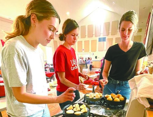 Traditional Dutch delights attract many to community meal at historic church site