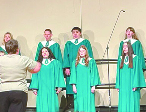 Siren High School hosts fall concert