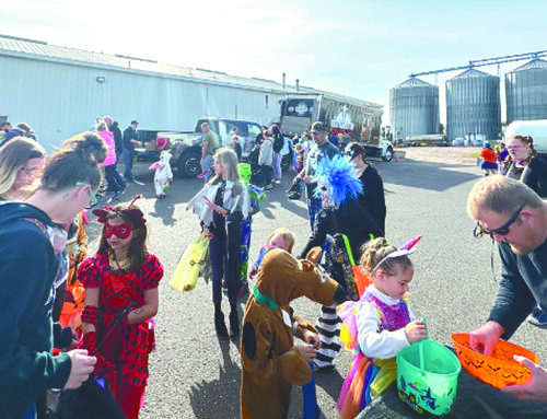 Grantsburg community hosts multiple Halloween trunk-or-treat events