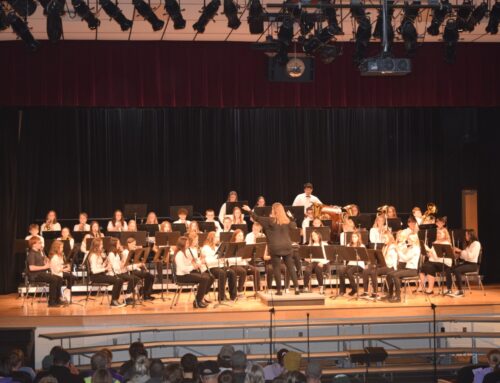 Standing room only crowd at Grantsburg concert