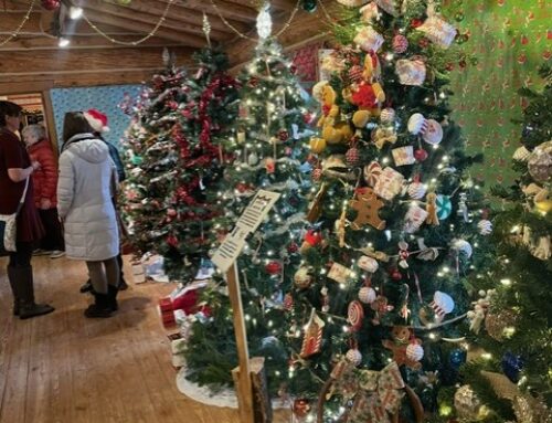 Christmas at the Forts draws large crowds