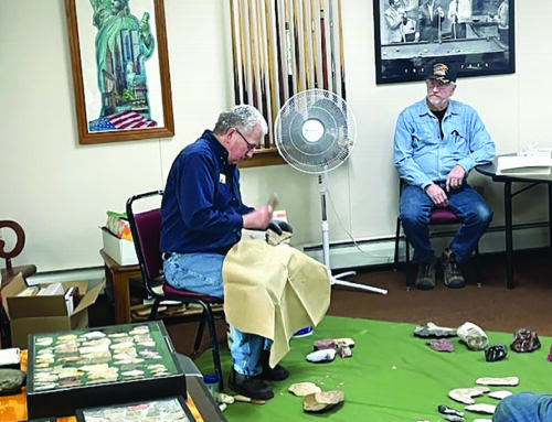 Northwest Gem & Mineral Society offers instruction on flint knapping