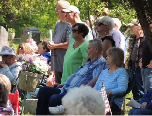 Cushing American Legion holds Memorial Day services at Wolf Creek Cemetery