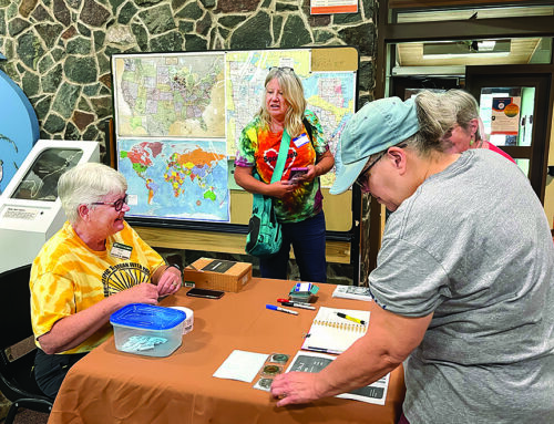 Large group of geocaching enthusiasts gather at Interstate State Park