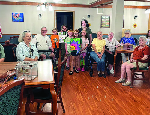 Pleasant Lake 4-H members visit senior living community