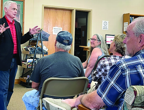 Luck Library hosts award-winning mystery author