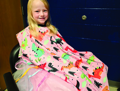 Frederic School paraprofessional offers free haircuts for students