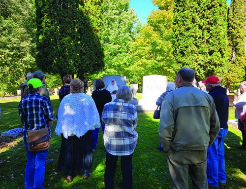 Amery Historical Society hosts cemetery tour for community